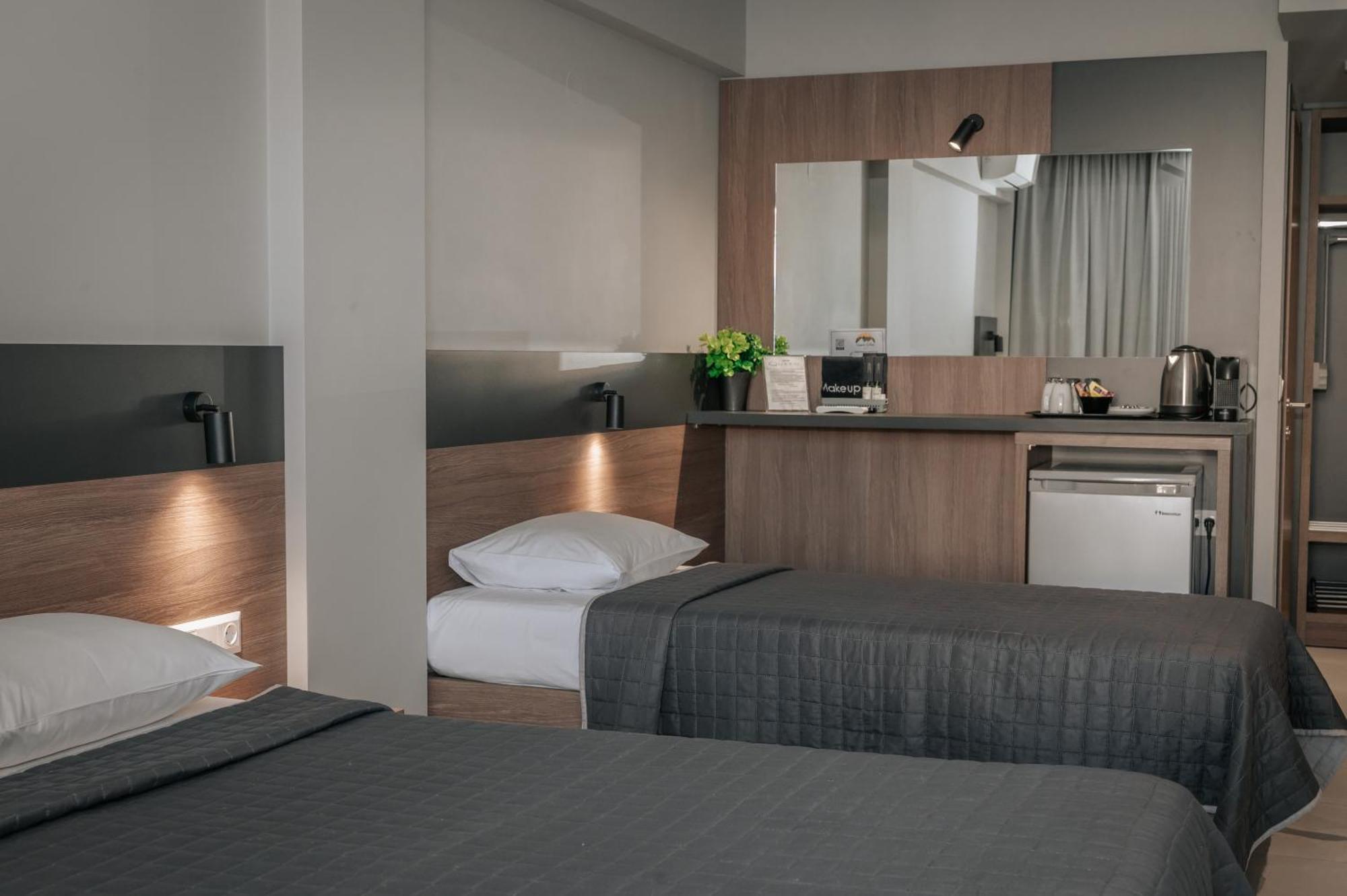 Elizabeth Queen Luxury Rooms Paralía Dış mekan fotoğraf